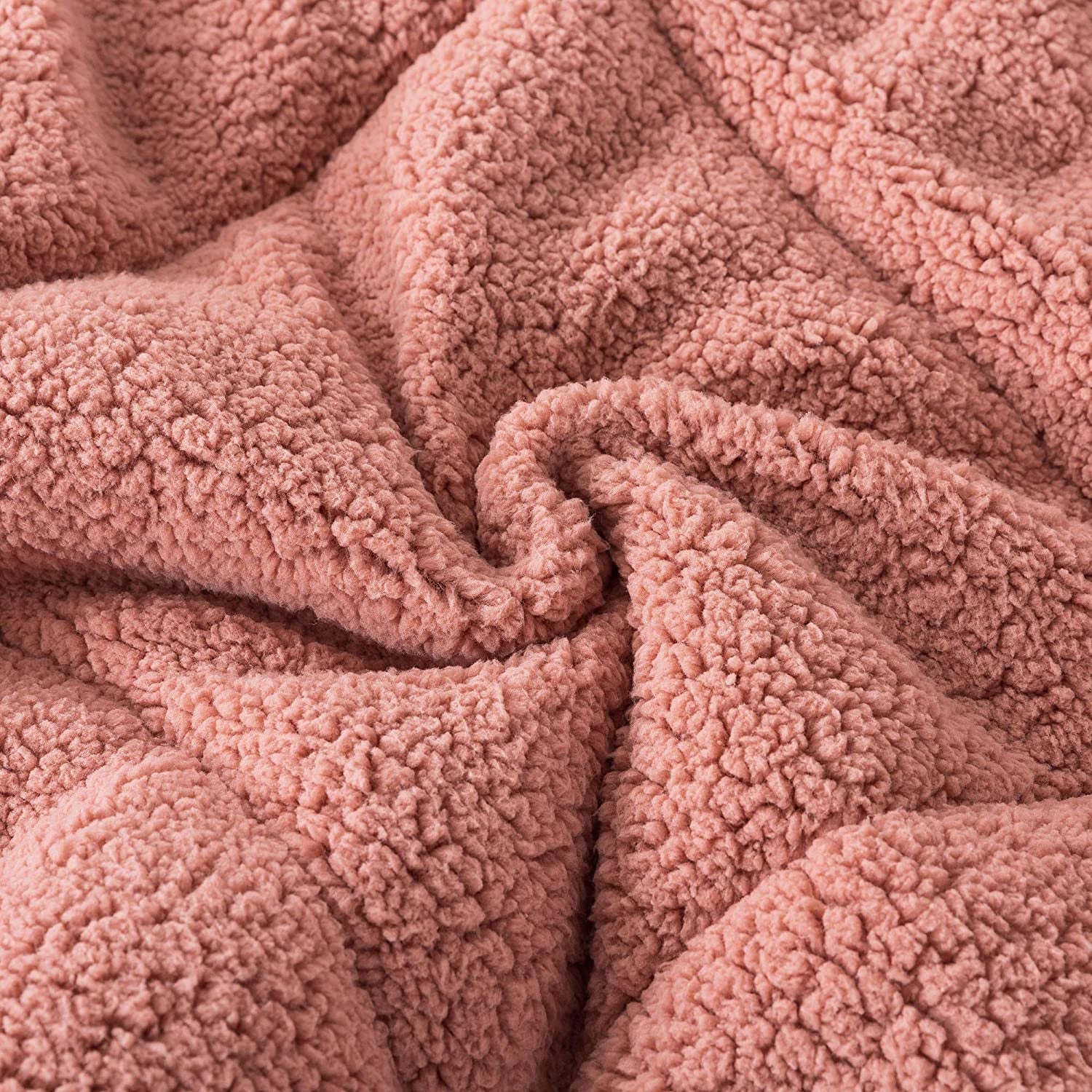 Super Ultra Soft Luxury Plush Sherpa Comforter, Cozy Reversible Fleece - Goose down Alternative Fill, Machine Washable Bedding, Sunset Rose Pink, King Size