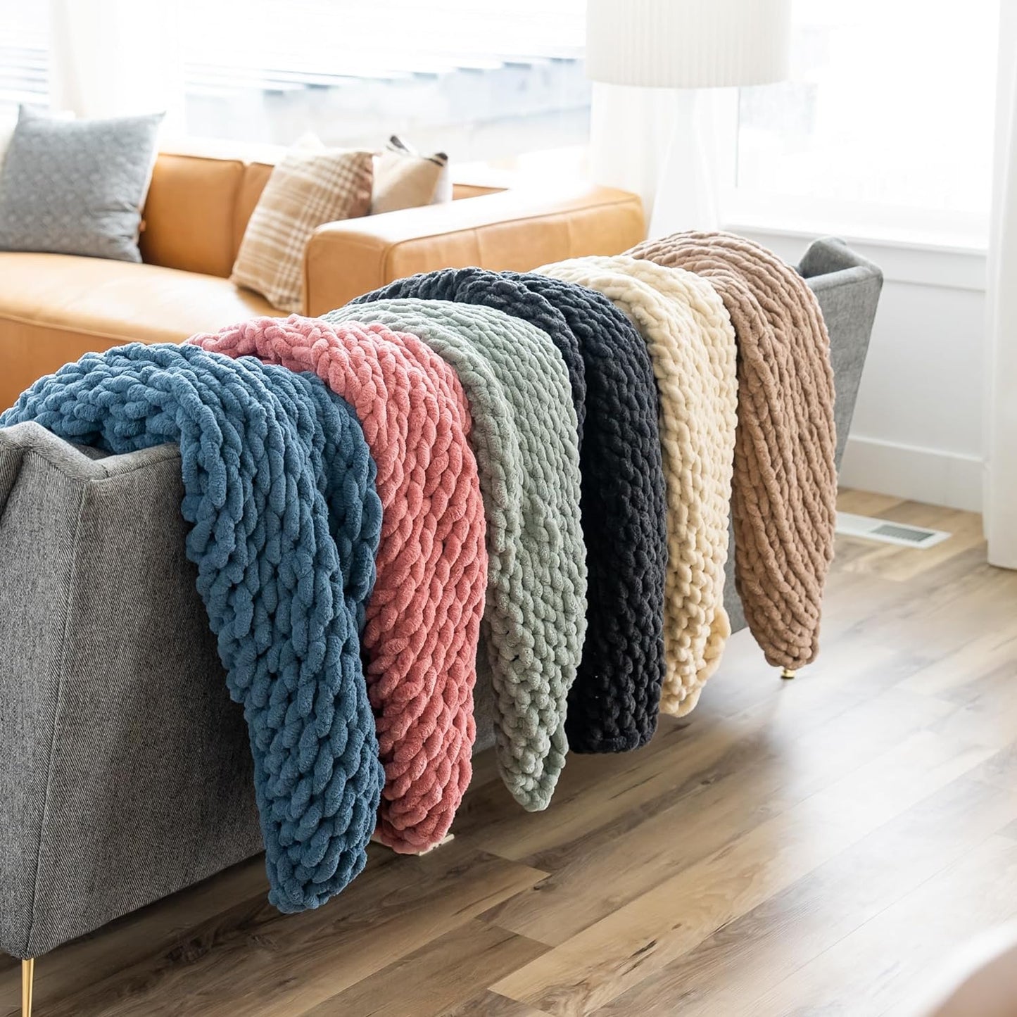 Grey Chunky Knit Blanket 50X70, Chunky Knit Throw Blanket, Crochet Blanket with Big Yarn for Chunky Blanket, Chenille Knitted Throw Blanket, Cable Knitted Blanket for Couch or King Bed